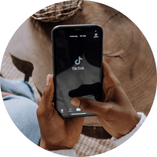 Prospective-Blog-Tiktok-Recruiting-2048x1365-modified